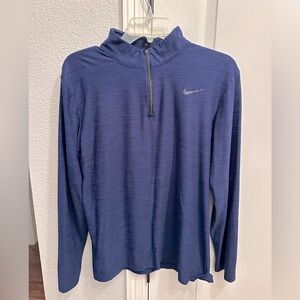 Men’s Nike quarter zip pullover. Medium. Barely worn. Athletic fit.